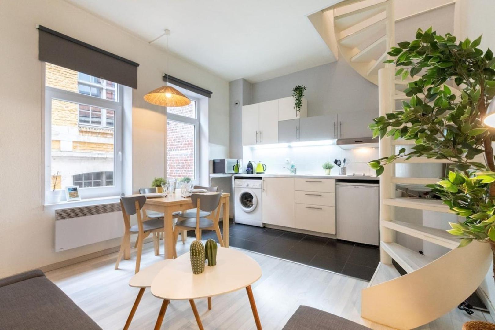 Vieux Lille Bright Duplex ! 3Pers Apartment Bagian luar foto